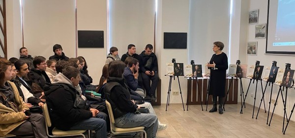 Игорь Генералов ифильм «Иҭынчу атыли», афотоцәыргақәҵа «Афырхацәа рыҳәсеи» рӡыргара мҩаԥысит