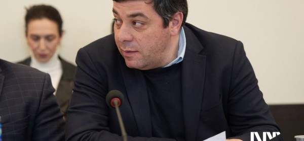 Даут Хутаба: пресс-конференция Кана Валерьевича Кварчия — это его частное мнение, а не позиция Парламента