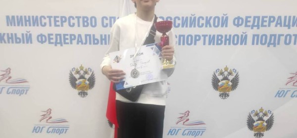 Аҟәатәи аспортсмен қәыԥш Владислав Џьопуа Шәача имҩаԥысуаз ашахматтә турнир аҿы аиааира игеит