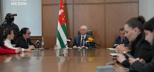 Бадра Гәынба: Иҷыдоу арратә операциаҿы иҭахаз афырхацәа ргәалашәара наунагӡатәхоит