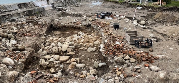 Амаҭәар ҿыцқәа ԥшаауп археологиатә жрақәа ахьымҩаԥысуа Аҟәа амшын аԥшаҳәаҿы