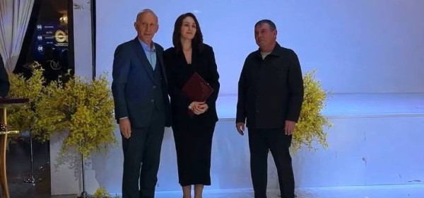 «Аԥснымедиа» ажурналистцәа Г.Ш. Смыр ихьӡ зху Афонҿыцтәи аҳаԥы акомплекс 50- шықәса ахыҵра иазкны Аԥсны ажурналистцәа Реидгыла имҩаԥнагаз аконкурс алауреатра рҽаԥсартәит.