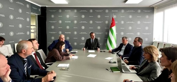 Аԥсны адәныҟатәи аусқәа Рминистрраҿы 2025 шықәсазтәи аусура аихшьаалақәа ҟаҵан.