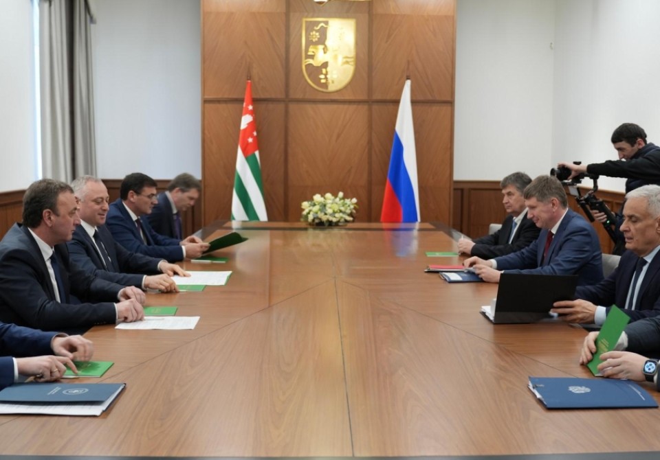 Россия и Абхазия обсудили механизмы поддержки инвестиционной деятельности в республике   