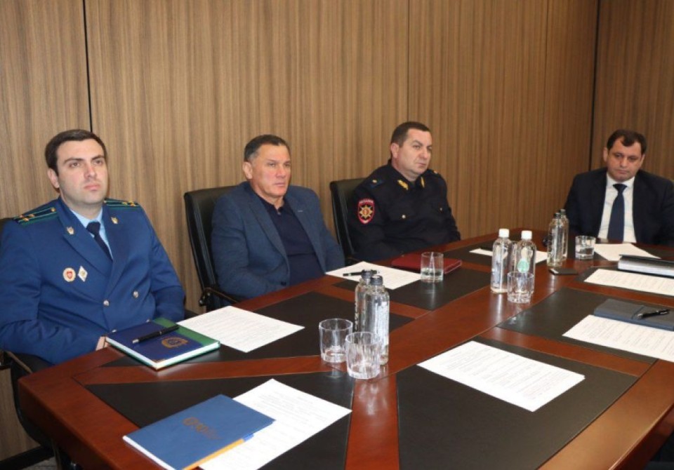 В Генпрокуратуре обсудили меры по борьбе с незаконным оборотом оружия