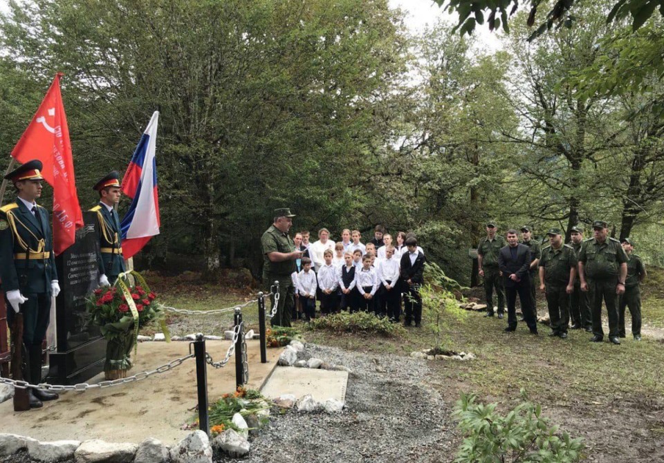 Памятник советским воинам открыли в селе Псху