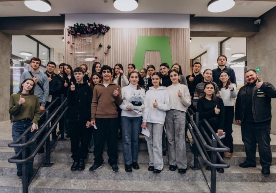 Школьники из Абхазии изучают молодёжные возможности Псковской области