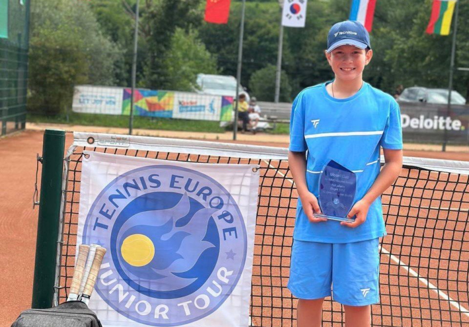 Нестор Цужба стал  победителем теннисного турнира Mosel Cup U12 в Люксембурге.