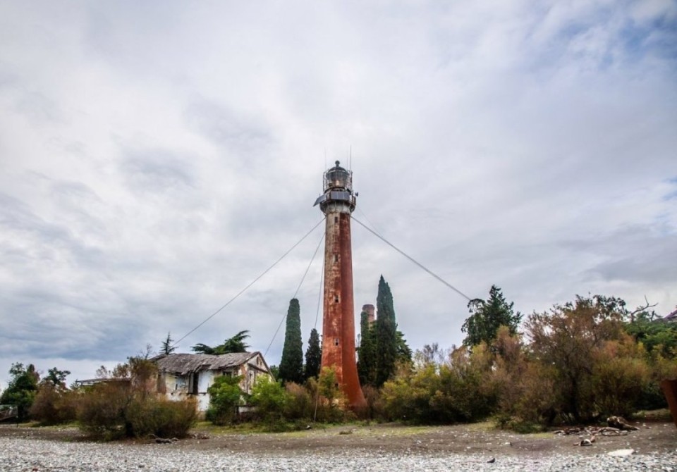 «Хаб Алашарбага»: Аҟәа ақалақь аҿы еиҭашьақәыргылахоит  аҭоурыхтә алашарбага ахылаԥшыҩ иҩны.