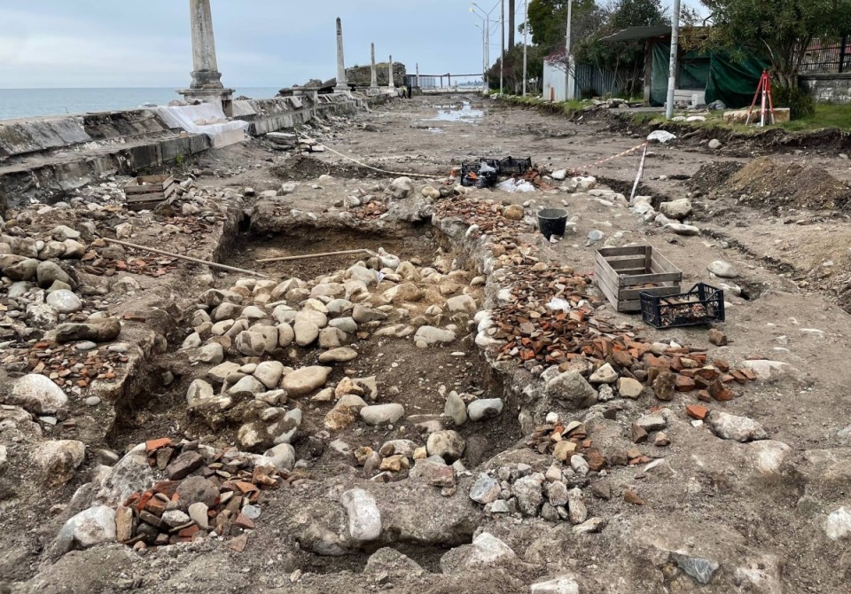 Амаҭәар ҿыцқәа ԥшаауп археологиатә жрақәа ахьымҩаԥысуа Аҟәа амшын аԥшаҳәаҿы