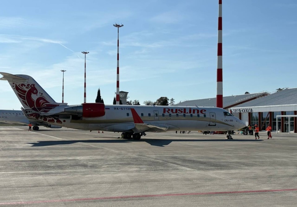 Первый в этом году рейс из Ханты-Мансийска прибыл в аэропорт Сухума