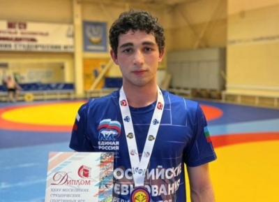 Сандро Ашуба стал победителем Кубка вузов Москвы по вольной борьбе      
