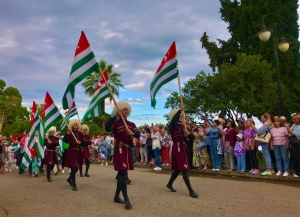 Концерт, вело- и автомотопробеги: 23 июля в Абхазии будут праздновать День флага