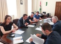 Александр Анкваб провел рабочее совещание по восстановительным работам в селах Очамчырского района, пострадавших от стихии.
