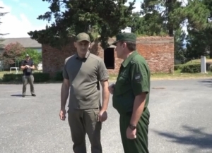 Смотр военной техники и вооружения  провели на территории погранотряда СГБ РА