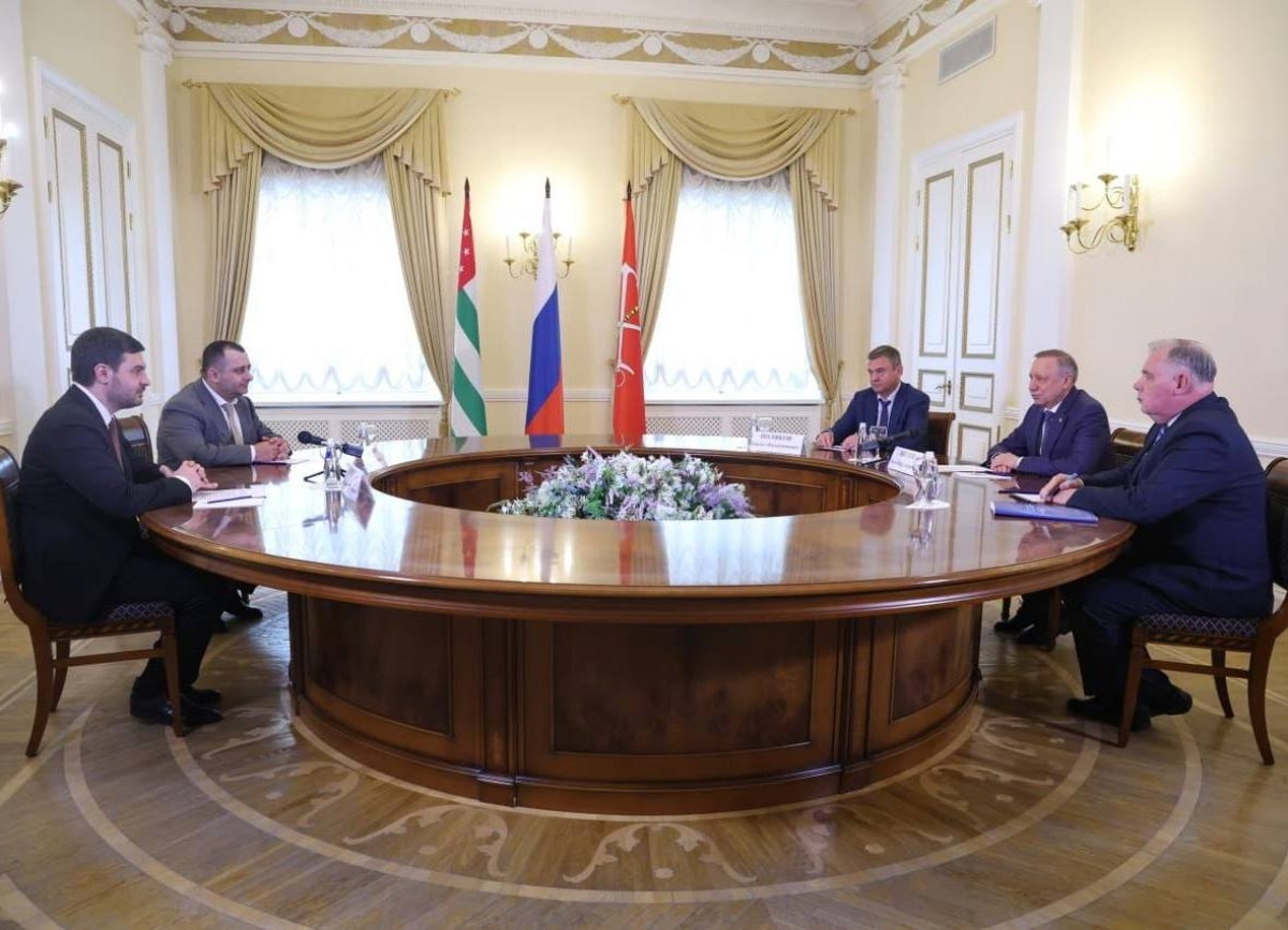 Санкт-Петербурги Аԥсни рыбжьара ахәаахәҭратә еикәыршара 2024 шықәсазы 15,5 млн. доллар рҟынӡа инаӡеит.