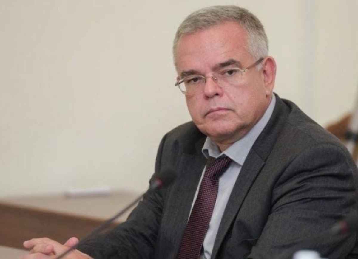 Глава МИД Абхазии поздравил первого посла РФ в Абхазии Семена Григорьева с юбилеем