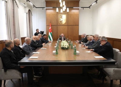 Бадра Гунба принял делегацию из Турции