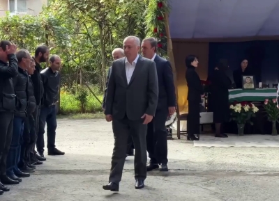 Бадра Гунба почтил память абхазского добровольца Беслана Тарба, погибшего в зоне СВО