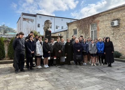 Есышықәса, жәабранмза 10 рзы Урыстәыла иазгәарҭоит Александр Сергеи-иԥа Пушкин игәалашәара амш