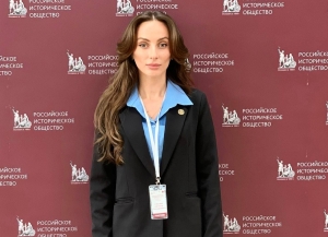 Милана Бжьаниа Аԥсны иҟоу Урыстәылатәи аҭоурыхтә еилазаара Ахаҭарнакра ахантәаҩыс дҟалеит.