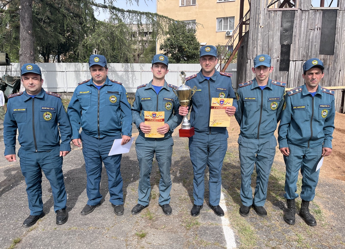 Сотрудники Гулрыпшской ПСЧ одержали победу в соревнованиях по пожарно-спасательному спорту      