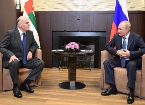 Переговоры президентов России и Абхазии состоятся 4 октября в Сочи      