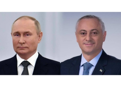 Владимир Путин поздравил Бадру Гунба с 80-й годовщиной Победы в Великой Отечественной войне