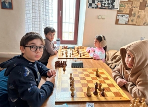 Турнир, посвященный президенту Федерации шахмат Абхазии, проводится в Сухуме