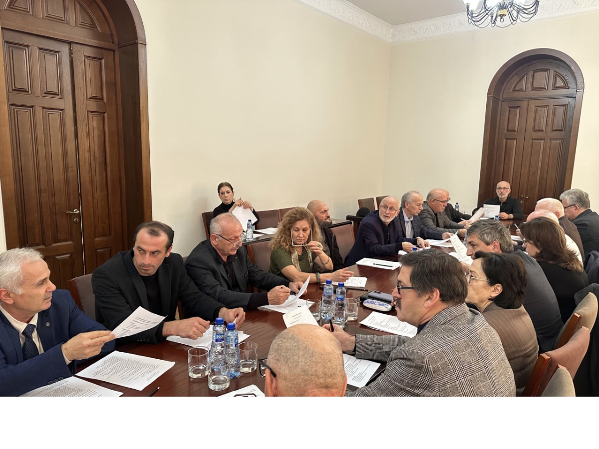 Состоялось первое заседание оргкомитета Международного фестиваля им. Б. В. Шинкуба «Ахаҳә еиҩса».