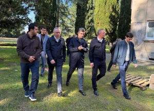 Президент проинспектировал ремонт школы в Цандрыпше