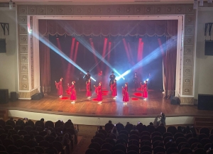 Аконцерт «Истоки» мҩаԥысит Р.Гәымба ихьӡ зху аҳәынҭқарратә филармониа асцена аҿы.