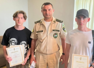 Трое братьев Поповых  награждены грамотами МЧС Абхазии   