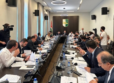 Парламент не принял три изменения в закон о выборах депутатов