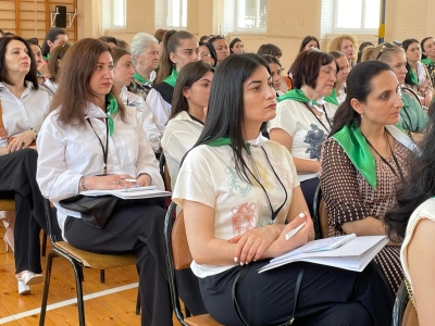 ИСКУССТВУ ПРЕПОДАВАНИЯ ОБУЧАЮТ В ЛЕТНЕЙ ШКОЛЕ ПЕДАГОГИЧЕСКОГО МАСТЕРСТВА