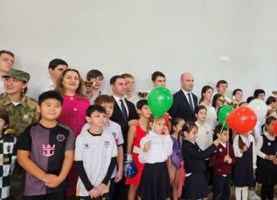 Еиҭашьақәыргылаз аспорттә зал аатит Аҟәатәи абжьаратәи ашкол №14 аҿы.