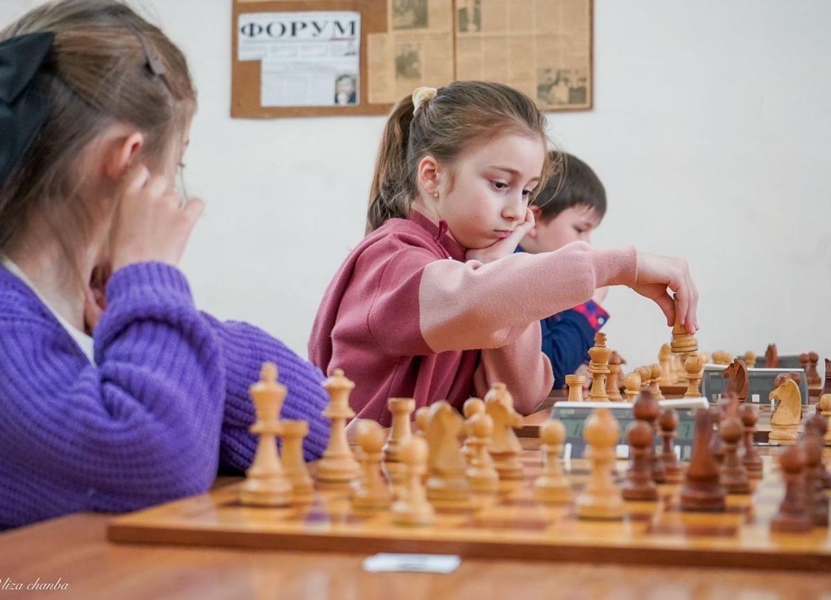 Определились победители среди юных шахматистов в возрасте до 12 лет   