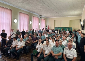 Аҳәынҭқарратә ҳазалхратә Еилакы аусзуҩцәа зхархәаразы азин ыҟам амаҭәашьарқәа рыдкыларазы агәаҭара иахрыжьит.