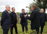 Президент Бадра Гунба посетил чаеводческое хозяйство в селе Кутол