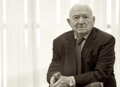 Иԥсҭазаара далҵит асовет шьапылампыл алегенда Никита Симониан.