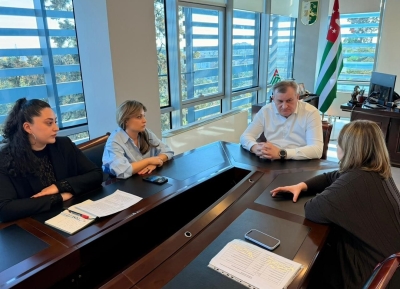 Агәабзиарахьчара аминистрраҟны иалацәажәеит аҷаҷақәа атрансплантациа рзура алыршара азҵаара