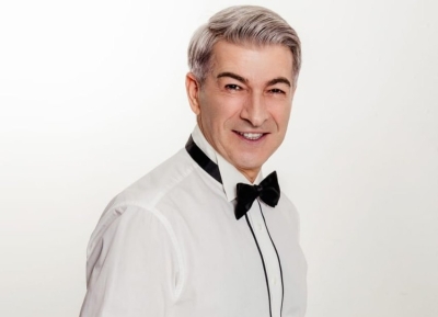 Аԥсны зҽаԥсазтәыз артист Одиссеи Аџьынџьал ихкытә концерт мҩаԥысит Москва ақалақь аҿы.