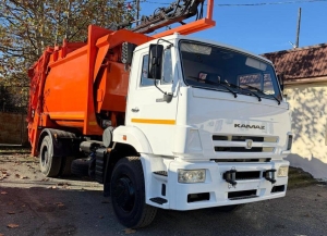 Аҳҭнықалақь акоммуналтә маҵзура автопарк иҿыцу атехника ҷыда ала ихарҭәаахеит.