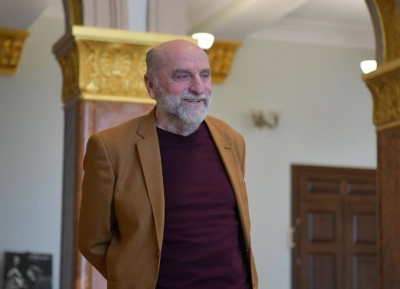 Бадра Гунба поздравил народного артиста Абхазии Кесоу Хагба с юбилеем