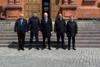 Аԥсны Жәлар Реизара-Апарламент аделегациа афорум «Аҭынха ду — еицаҳзеиԥшу аԥеиԥш» иалахәуп.