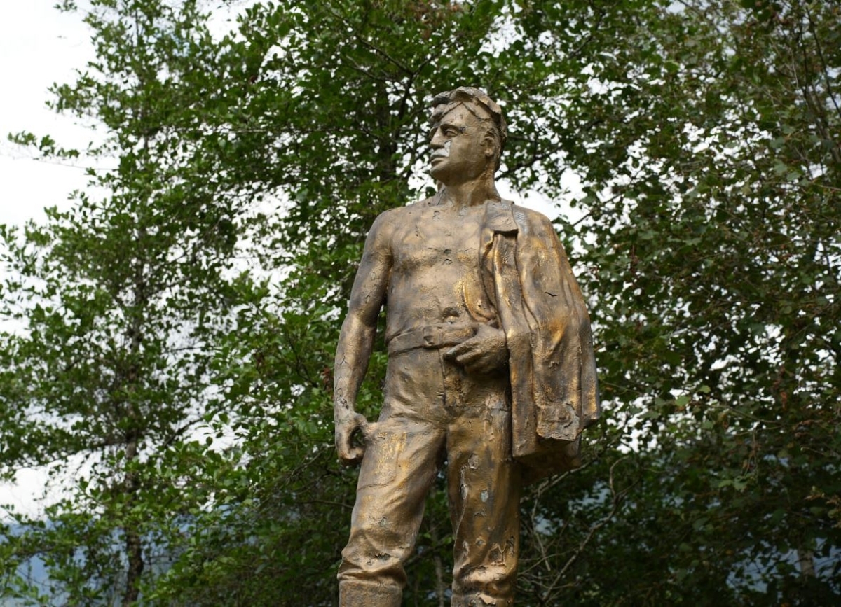 Тҟәарчал Ашахтиор ибаҟа аиҭашьақәыргылара иалагеит