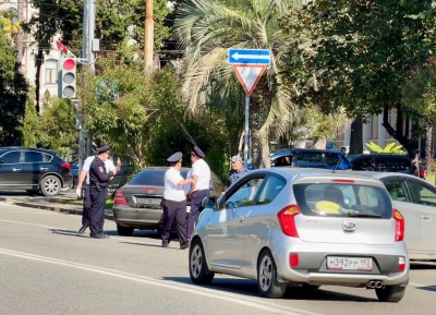 Пять водителей, управлявших автомобилями в состоянии опьянения, выявили в Сухуме 8 октября в ходе рейдовых мероприятий