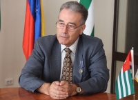 Лингвист, ставший голосом Абхазии: профессору Джорджу Хьюитту исполнилось 76 лет