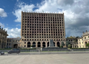 Аслан Бжания: никаких решений по зданию бывшего Совмина Абхазии еще не принято     