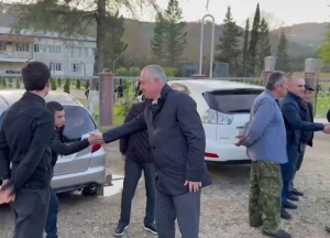 Новый автобус передадут школе села Абгархук